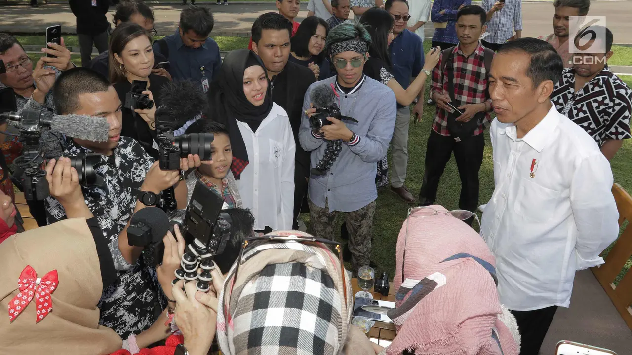Jokowi Bincang Santai dengan Konten Kreator XYZ 2018
