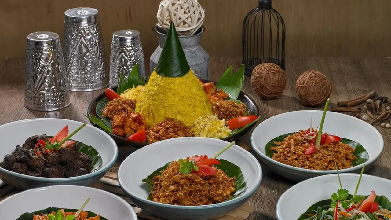 Jelang Ramadan, Icip Makanan Tempo Dulu ala Hotel Bintang Lima