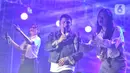 Lagu-lagu Sal Priadi sukses menghanyutkan suasana hati pengunjung KapanLagi Buka Bareng BRI Festival 2025. (Liputan6.com/Angga Yuniar)