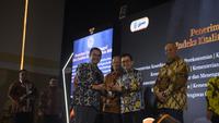 Kemenhut Raih Penghargaan Indeks Kualitas Kebijakan Awards 2025 dari LAN
