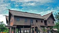 Rumah adat Kalimantan Timur (Disdikbud.Samarindakota.go.id)