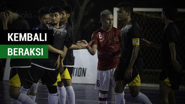 Berita video para eks pemain timnas futsal Indonesia peraih gelar juara Piala AFF 2010 kembali beraksi dalam acara grand final Super Soccer Futsal Battle 2017.