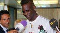 mario Balotelli (The Guardian)