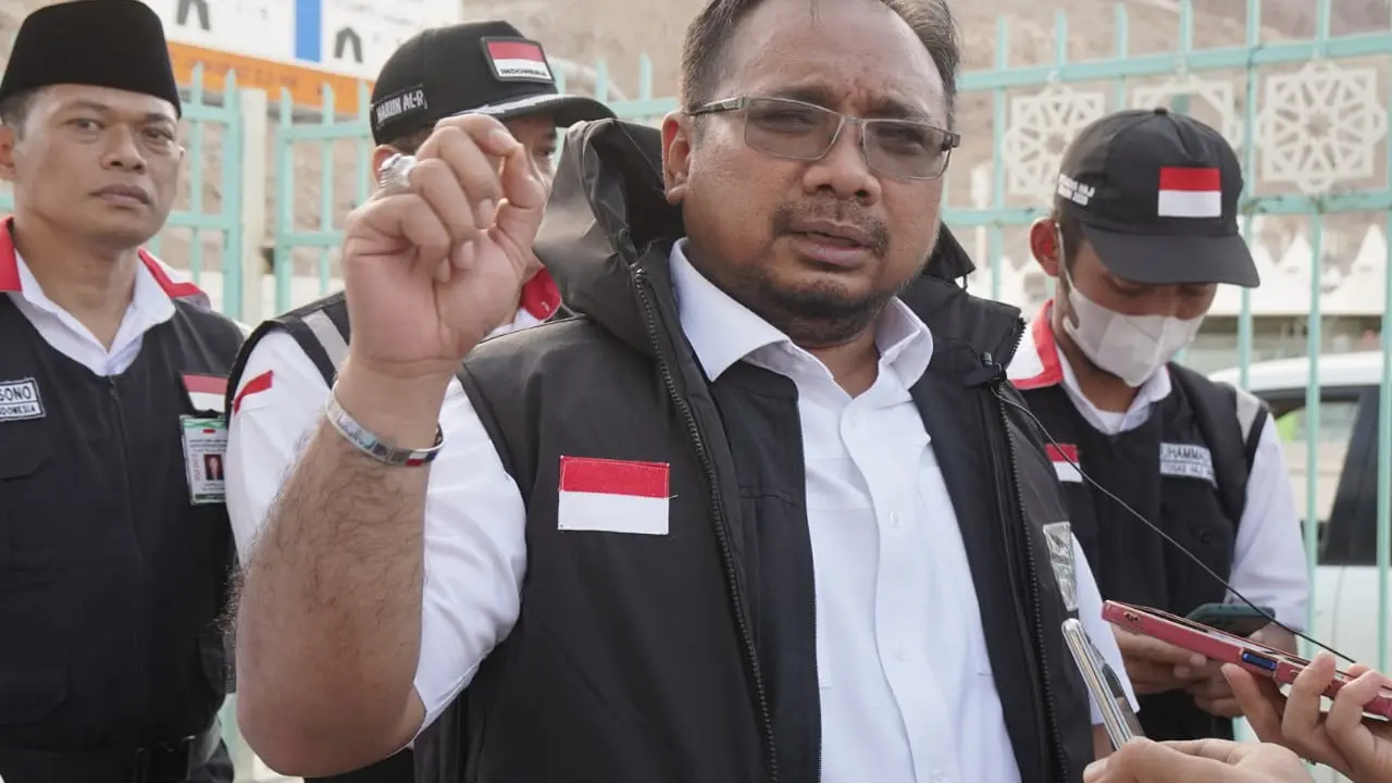 Menag pakai rompi heat stroke, Rabu 96/7/2022). (dok Ankara)