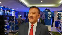Petinggi PT Persib Bandung Bermartabat (PBB), Umuh Muchtar. (Bola.com/Erwin Snaz)