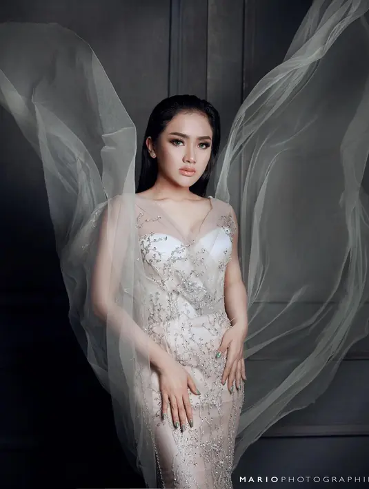 Meski vidoe tersebut menjadi perbincangan lantaran warganet melihat Ayu sempoyogan sambil bernyanyi, namun Cita Citata melihat masih dalam tahap wajar. (Instatgram/cita_citata)