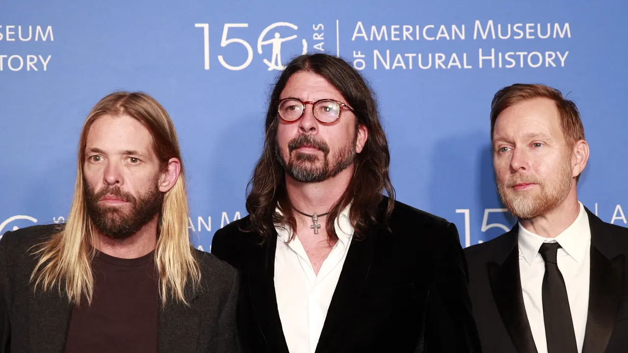 FOTO: Drummer Foo Fighters Taylor Hawkins Meninggal Dunia
