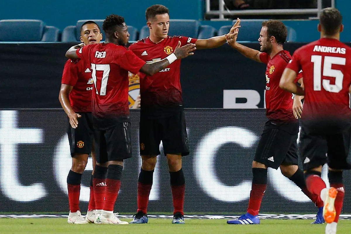 Gol Sanchez dan Herrera Antar MU Kalahkan Real Madrid