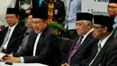 Menteri Agama Lukman Hakim Saifuddin (tengah) memberikan keterangan pers penentuan awal  Ramadan 1436 H, Jakarta, Rabu (16/6/2015). Pemerintah memutuskan tanggal 1 Ramadan 1436 H jatuh pada Kamis, 18 Juni 2015. (Liputan6.com/Andrian M Tunay)