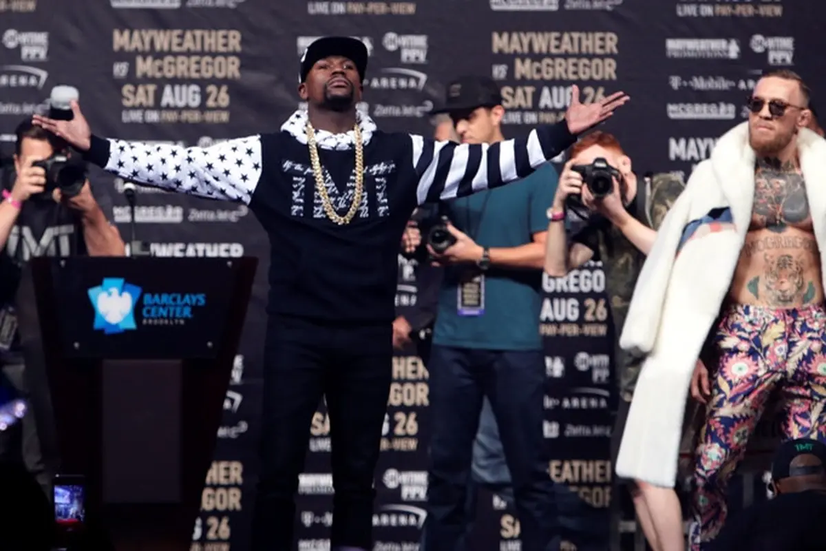 Floyd Mayweather dan Conor McGregor