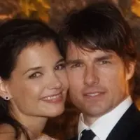 Katie Holmes dan Tom Cruise (funcage)
