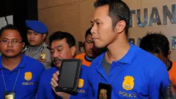 [FOTO] Waspada, Pembiusan Incar Para TKI