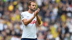 Ambisi kepindahan Harry Kane ke Manchester City harus sirna di bursa transfer awal musim ini. Manajemen Tottenham membanderol 100 juta poundsterling untuk Kane bisa berseragam The Citizen.  (Foto: AFP/Glyn Kirk)
