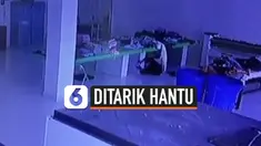 DITARIK HANTU