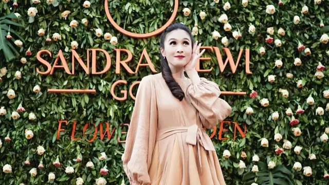 Brand perhiasan Sandra Dewi