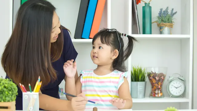 Ilustrasi ibu dan anak