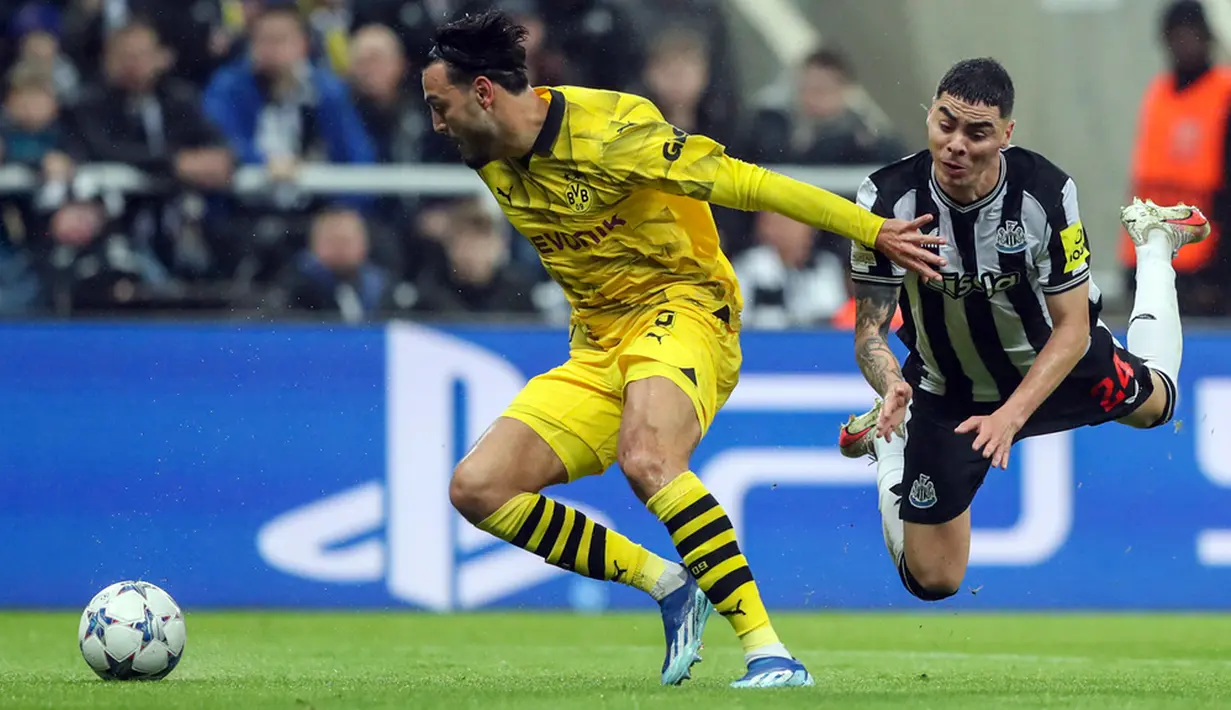 Dortmund sukses mengalahkan Newcastle dengan skor 1-0 pada laga matchday ketiga Liga Champions 2023/2024. (AP Photo/Scott Heppell)