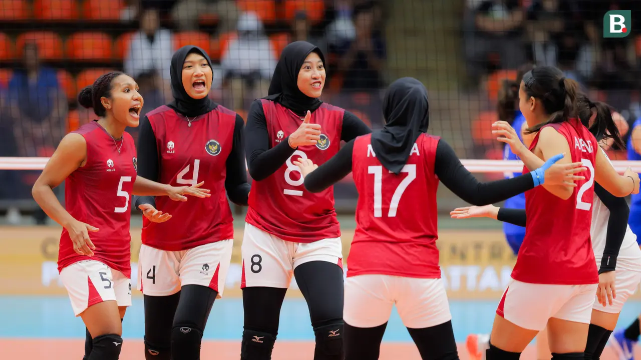 Foto: Tangis Megawati Pecah, Timnas Voli Putri Indonesia Susah Payah Amankan Medali Perunggu SEA Games 2025