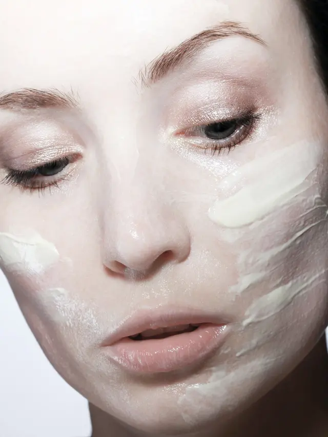 ilustrasi bedak bayi sebagai masker wajah/pexels