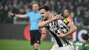 Pertandingan penuh drama tersaji saat Juventus mencoba membalikkan keadaan setelah kalah telak 2-5 pada leg pertama.