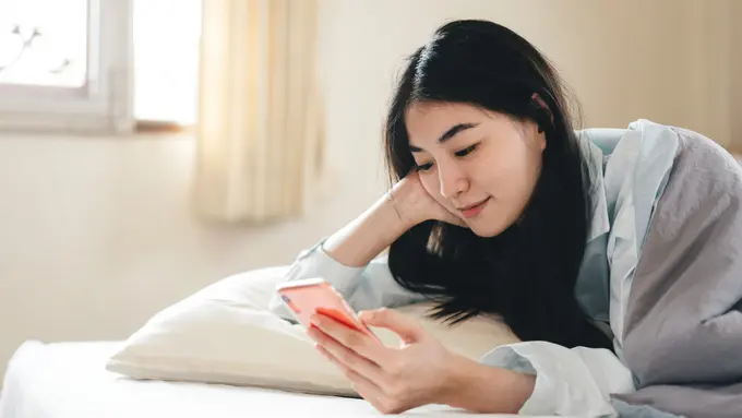 Ilustrasi wanita introvert