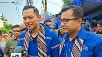Ketua Umum (Ketum) Partai Demokrat Agus Harimurti Yudhoyono (AHY) saat ditemui wartawan di Kebayoran Lama, Jakarta Selatan, Sabtu (23/12/2023). (Merdeka.com/Lydia Fransisca)