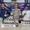 Kapolsek Bojongsari, Kompol Fauzan Thohari memperlihatkan barang bukti ratusan botol miras tanpa merek yang beredar di wilayah Depok. (Liputan6.com/Dicky Agung Prihanto)