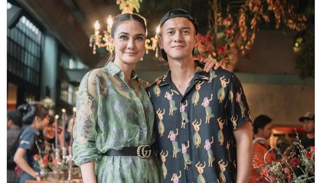 7 Momen Kedekatan Luna Maya dan Herjunot Ali, Sering Dijodohkan