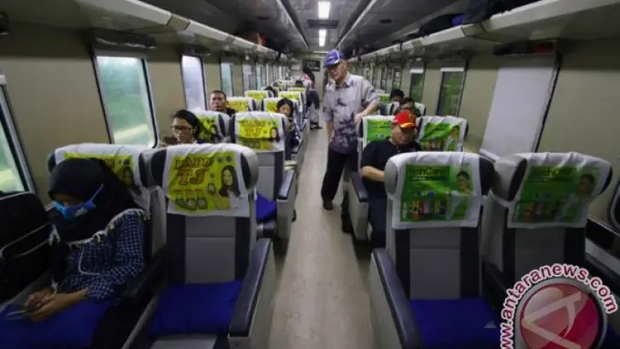 [bintang] Liburan Aman! Jelang Maulid Nabi 2017, KAI Tambah Gerbong