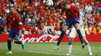Pique Cetak Gol, Spanyol Taklukkan Republik Ceska
