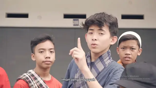 Viral Video Kocak Bangunkan Sahur, Bikin Warganet Salah Fokus