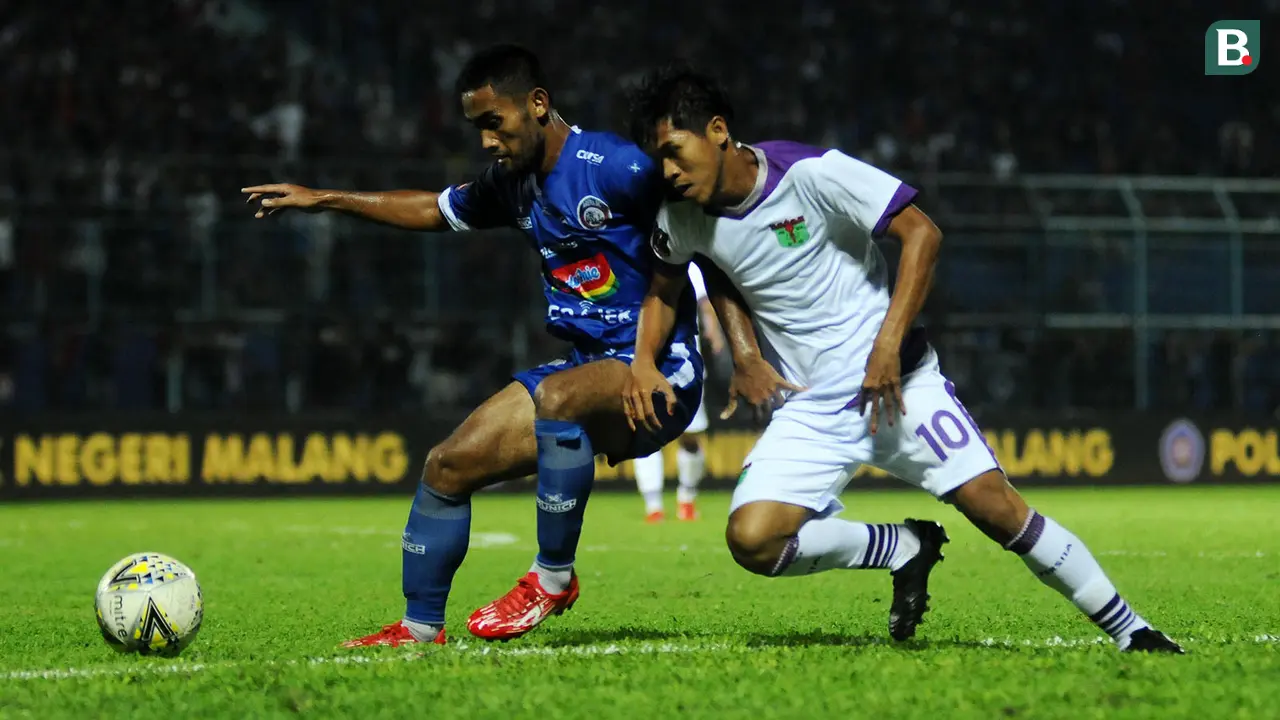Arema FC vs Persita Tangerang
