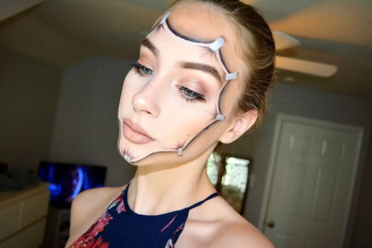 Bukan Jadi Cantik, 10 Makeup Karakter Ini Bikin Kamu...