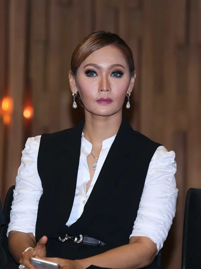 [Bintang] Inul Daratista