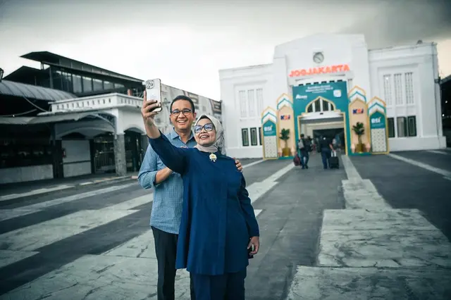Mengenang Awal Pertemuan hingga Perjalanan Panjang