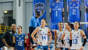 Skuad Bandung bjb Tandamata saat mengalahkan Jakarta Pertamina Enduro (JPE) 3-2 pada seri ketiga Proliga 2026. (Dokumentasi Bandung bjb Tandamata).