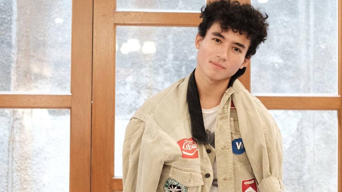 7 Potret Giulio Parengkuan Putra Erwin Parengkuan, Aktor Muda yang Sanggup  Bikin Kaum Hawa Meleleh - ShowBiz Liputan6.com