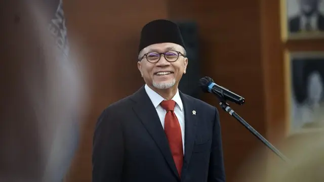 Presiden Joko Widodo (Jokowi) menunjuk Zulkifli Hasan menjadi Menteri Perdagangan.