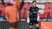 Aksi kiper Borneo FC Samarinda, Nadeo Argawinata saat menghadapi Persik Kediri di Stadion Segiri, Samarinda, dalam laga lanjutan BRI Super League 2025/2026 (18/10/2025). (Dok. Borneo FC Samarinda(