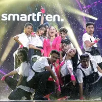 Rossa tampil basah-basahan di Smartfren WOW Concert 2019, Jumat (20/9/2019) malam. (Bambang E Ros/Fimela.com)