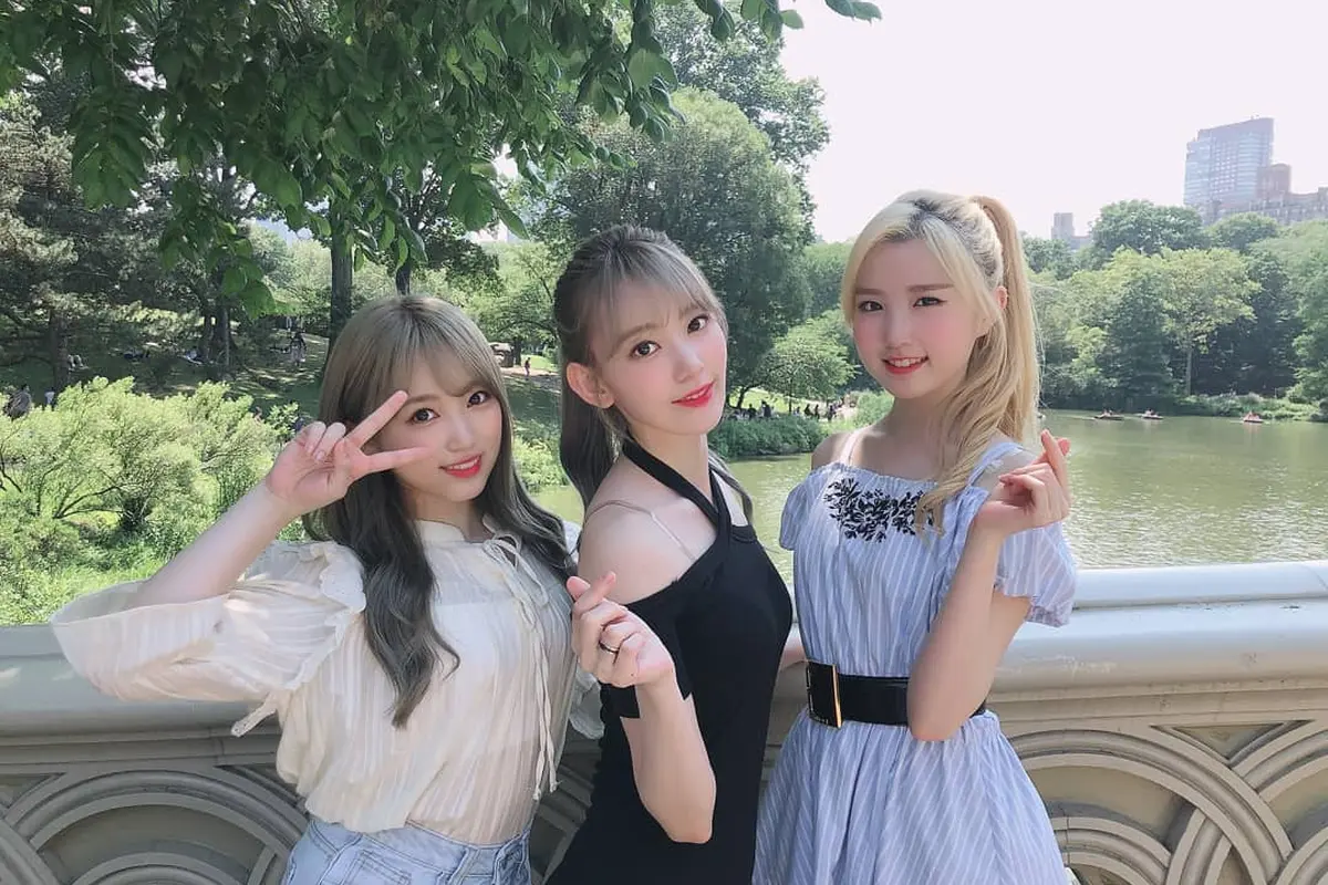 Yabuki Nako, Miyawaki Sakura, dan Honda Hitomi. (Instagram/ official_izone)