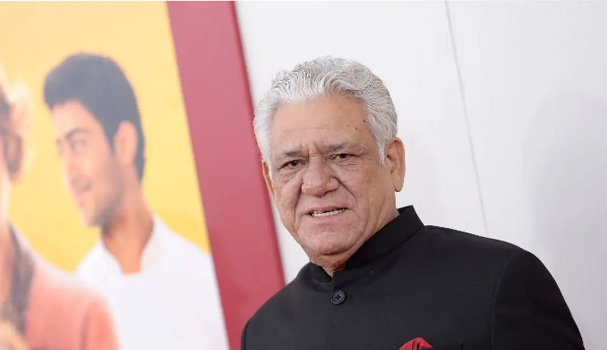 Banyak pihak yang kehilangan Om Puri. Tak hanya pihak keluarga yang memberi pengumuman. Akun Twitter PMO India juga mengumumkan kepergian Om Puri untuk selamanya.  (AFP/Bintang.com)