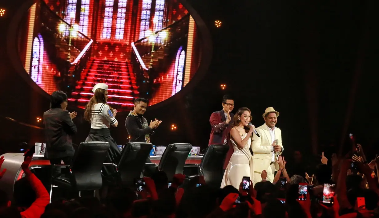 Selain soal penampilan panggung, Armand Maulana berkomentar soal kualitas suara Abdul yang sejak awl sudah benar dan terbentuk kuat. (Adrian Putra/Bintang.com)