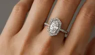 8 Model Cincin Berlian Terbaru, Pilihan Syahrini di Cannes Curi Perhatian  (sumber:AI)