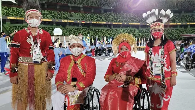 Kontingen Indonesia Kenakan Pakaian Tradisional Modern Penuh Makna di Pembukaan Paralimpiade Tokyo 2020