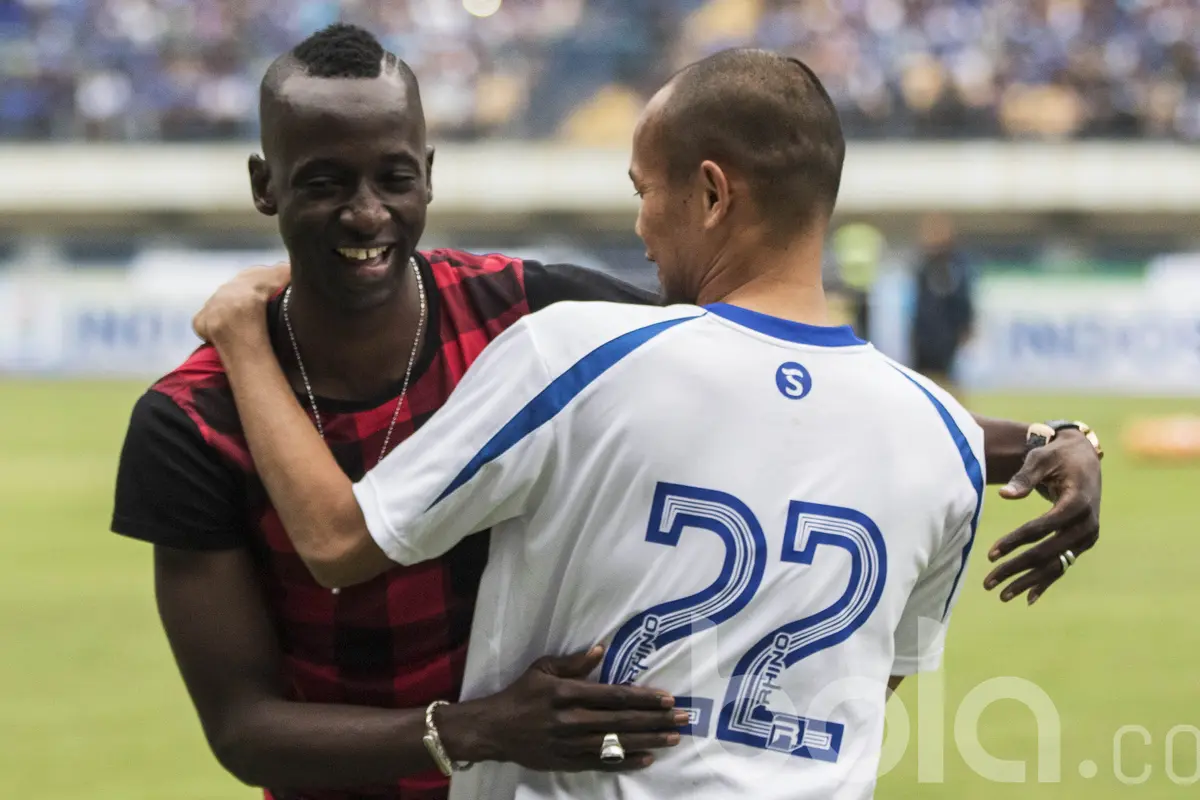 Kembali ke Bandung, Makan Konate Disambut Meriah