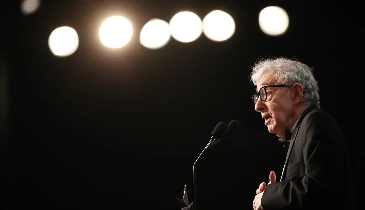 Seperti yang dilaporkan oleh e! News, Woody mengatakan bahwa ia sangat menyayangi anak angkatnya tersebut. (CHRISTOPHER POLK / GETTY IMAGES NORTH AMERICA / AFP)