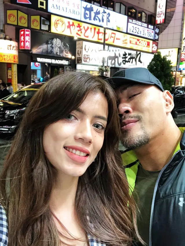 6 Foto Awal Pacaran Deddy Corbuzier dan Sabrina, 9 Tahun Memadu Kasih