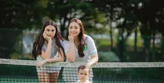 Nagita Slavina akan berpasangan dengan Gege Elisa dalam pertandingan Lagi-Lagi Tenis yang digelar RANS pada Sabtu, 24 Juni 2023 mendatang. [Foto:  IGraffinagita1717/gegeelisa94].