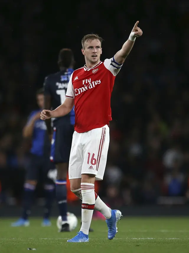 Arsenal Pesta Gol ke Gawang Nottingham Forest